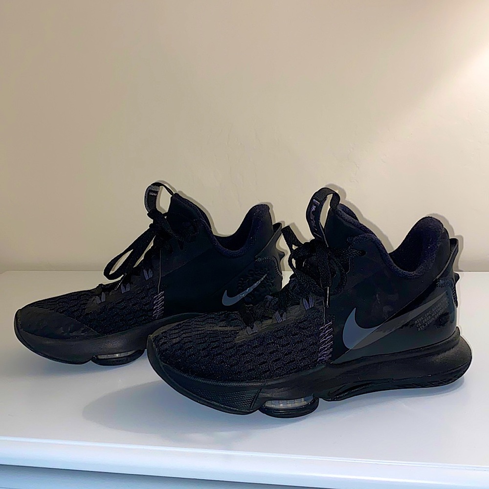 Black, Nike, Basketball Shoes